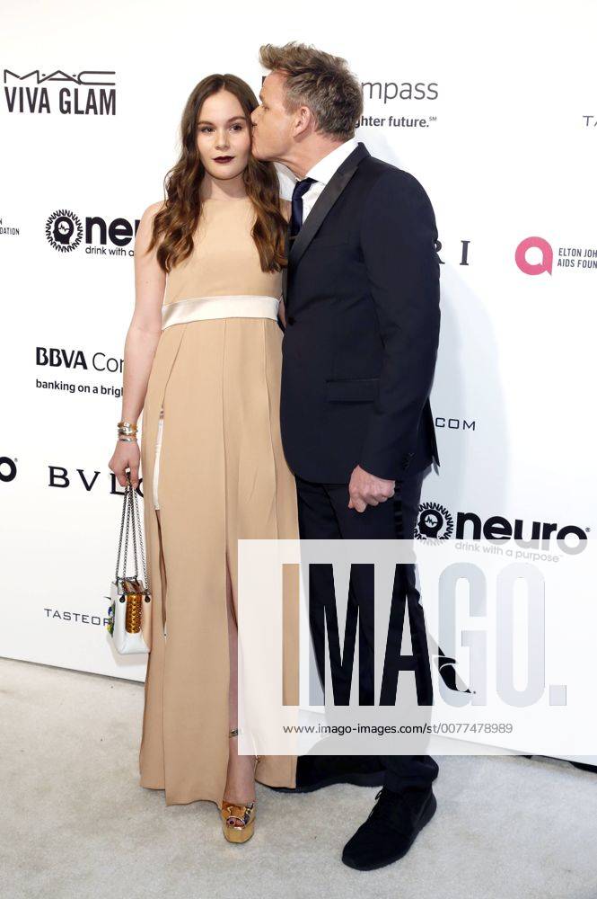 Gordon Ramsay and his daughter Holly Ramsay attend the 25th Annual Elton John AIDS Foundation s Academy Awards Viewing Party at The City of West Hollywood Park on February 26, 2017 in West Hollywood, California. Foto:xD.xBedrosianx xFuturexImage