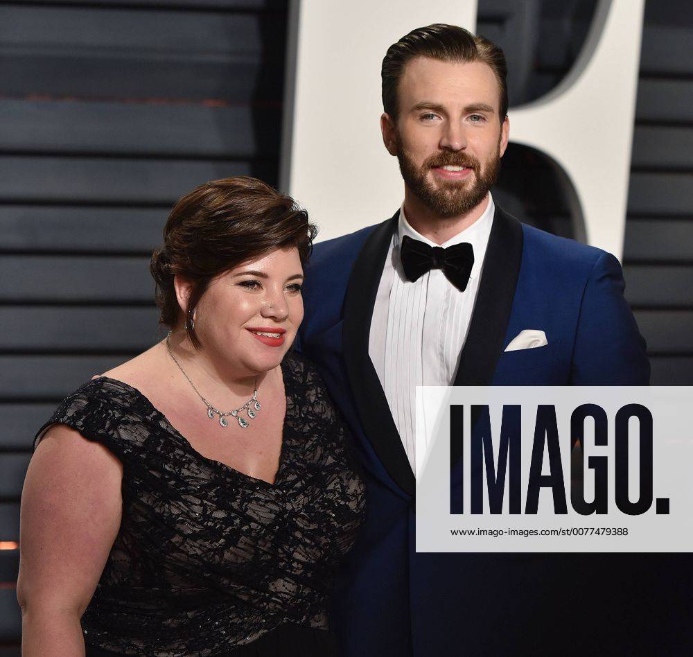 Chris Evans and his sister Shanna attend the Vanity Fair Oscar Party at the Wallis Annenberg Center for the Performing Arts in Beverly Hills, California on February 26, 2017. LAP201702262113 CHRISTINExCHEW