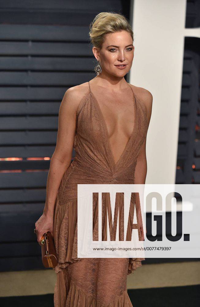 Kate Hudson attends the Vanity Fair Oscar Party at the Wallis Annenberg Center for the Performing Arts in Beverly Hills, California on February 26, 2017. LAP201702262152 CHRISTINExCHEW