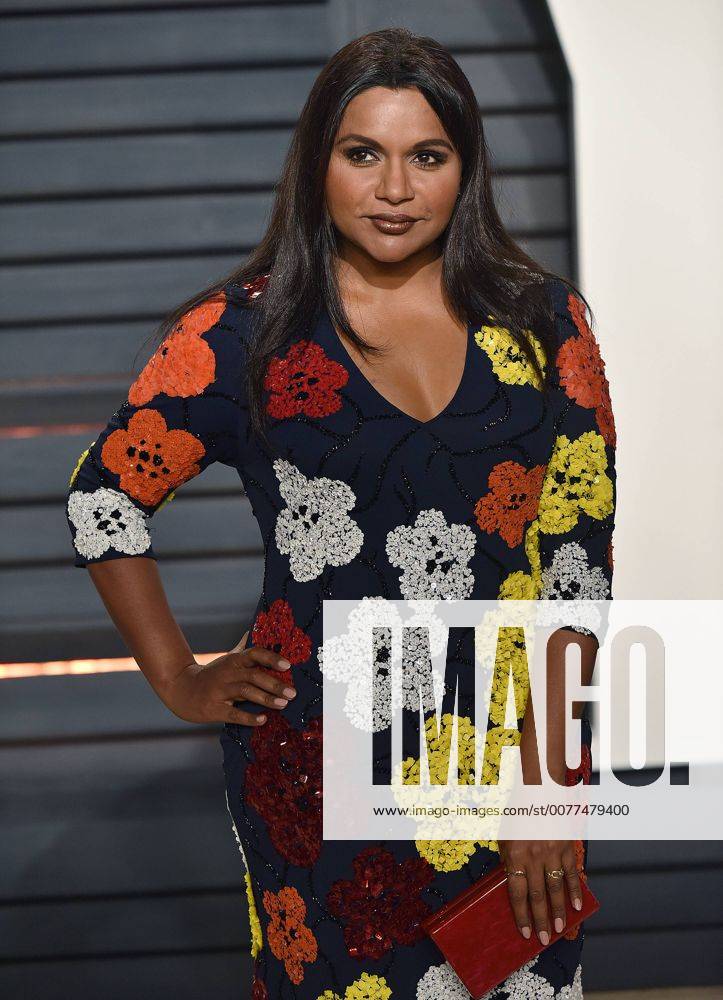 Mindy Kaling attends the Vanity Fair Oscar Party at the Wallis Annenberg Center for the Performing Arts in Beverly Hills, California on February 26, 2017. LAP201702262163 CHRISTINExCHEW