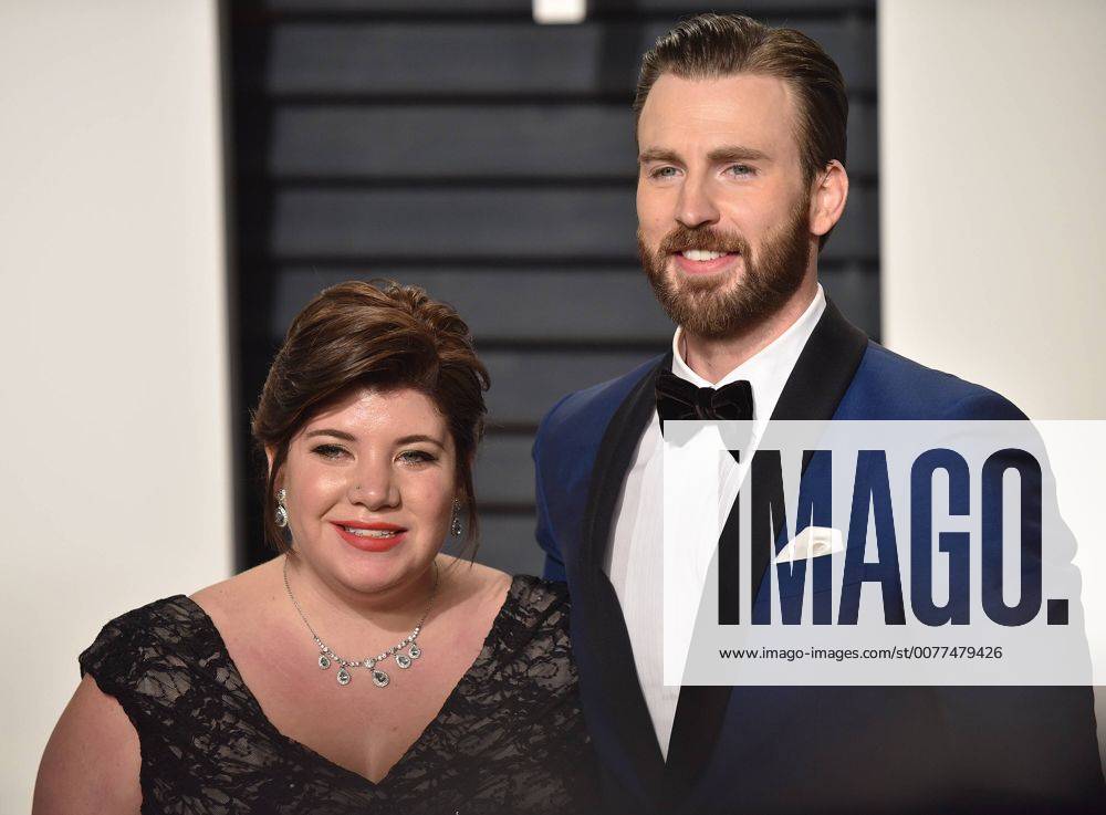 Chris Evans and his sister Shanna attend the Vanity Fair Oscar Party at the Wallis Annenberg Center for the Performing Arts in Beverly Hills, California on February 26, 2017. LAP201702262114 CHRISTINExCHEW