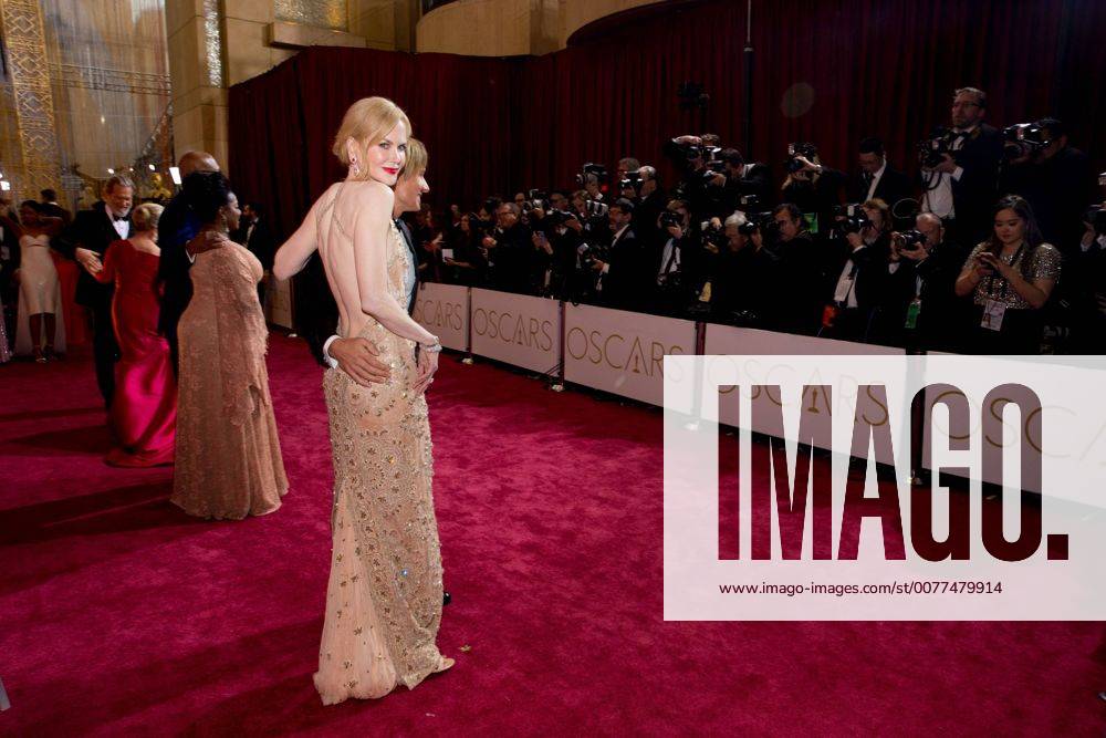 Feb 26, 2017 - Hollywood, California, U.S. - Oscar nominee NICOLE KIDMAN and KEITH URBAN arrive at The 89th Oscars at the Dolby Theatre in Hollywood, CA on Sunday, February 26, 2017. Hollywood U.S. - ZUMAz03_ 20170226_sho_z03_828