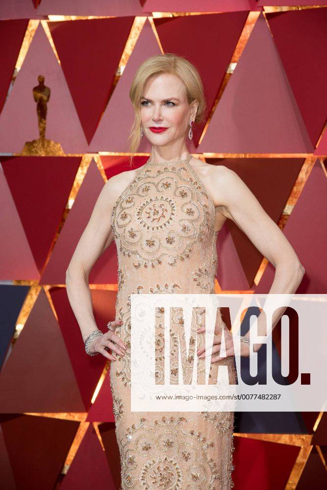 Feb 26, 2017 - Hollywood, California, U.S - NICOLE KIDMAN, Oscar nominee, arrive on the red carpet of The 89th Oscars at the Dolby Theatre in Hollywood, CA on Sunday, February 26, 2017. Hollywood U.S - ZUMAz03_ 20170226_sho_z03_516