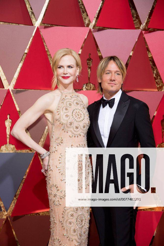 Feb 26, 2017 - Hollywood, California, U.S - NICOLE KIDMAN, Oscar nominee, and KEITH URBAN arrive on the red carpet of The 89th Oscars at the Dolby Theatre in Hollywood, CA on Sunday, February 26, 2017. Hollywood U.S - ZUMAz03_ 20170226_sho_z03_515