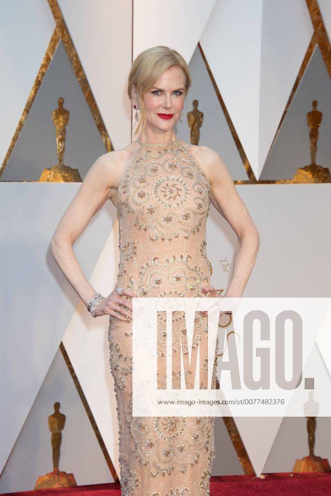 Feb 26, 2017 - Hollywood, California, U.S - NICOLE KIDMAN, Oscar nominee, arrives on the red carpet of The 89th Oscars at the Dolby Theatre in Hollywood, CA on Sunday, February 26, 2017. Hollywood U.S - ZUMAz03_ 20170226_sho_z03_471