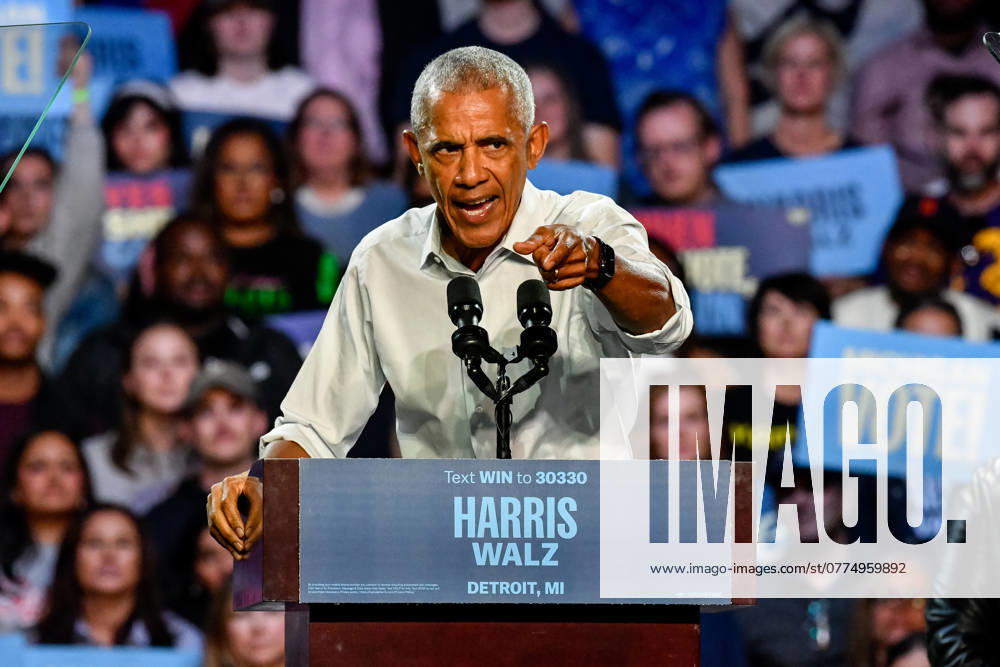 Barack Obama Holds A Presidential Campaign Rally For Kamala Harris At The Huntington Place In Detroit, MI Former President Barack Obama holds a presidential campaign rally for Kamala Harris at The Huntington Place in Detroit, MI, on October 22, 2024, to encourage early voting. Detroit, MI United States