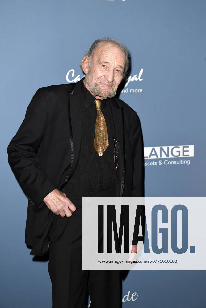 Michael Mendl at the GÖTZ GEORGE PRIZE 2024 AWARD CEREMONY at the Haus der Kaiserin Friedrich Stiftung in Berlin on 26 10 2024