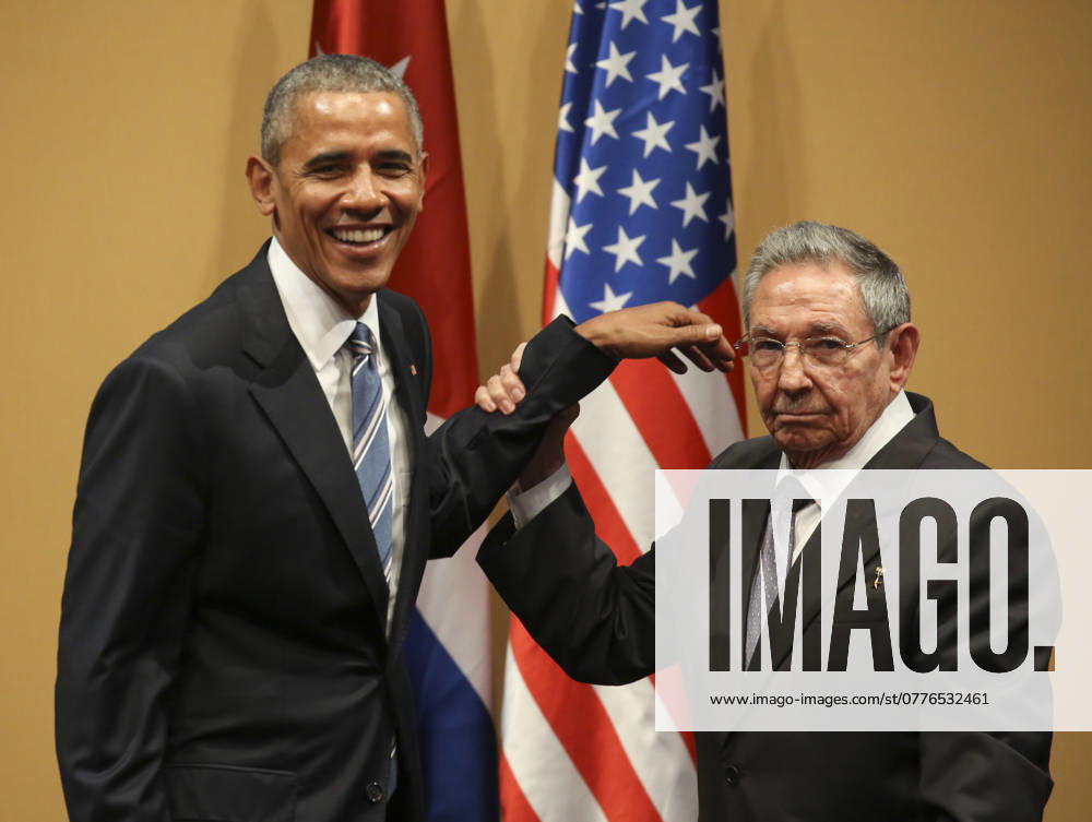 Havana Cuba U.S. President Barack Obama arrives at the Palace of the Revolution to deliver a wreath at the monument to Jose Marti and then meet with President Raul Castro Photo Dennis M Rivera Pichardo Special El Nuevo Dia Havana Havana Havana Puerto Rico