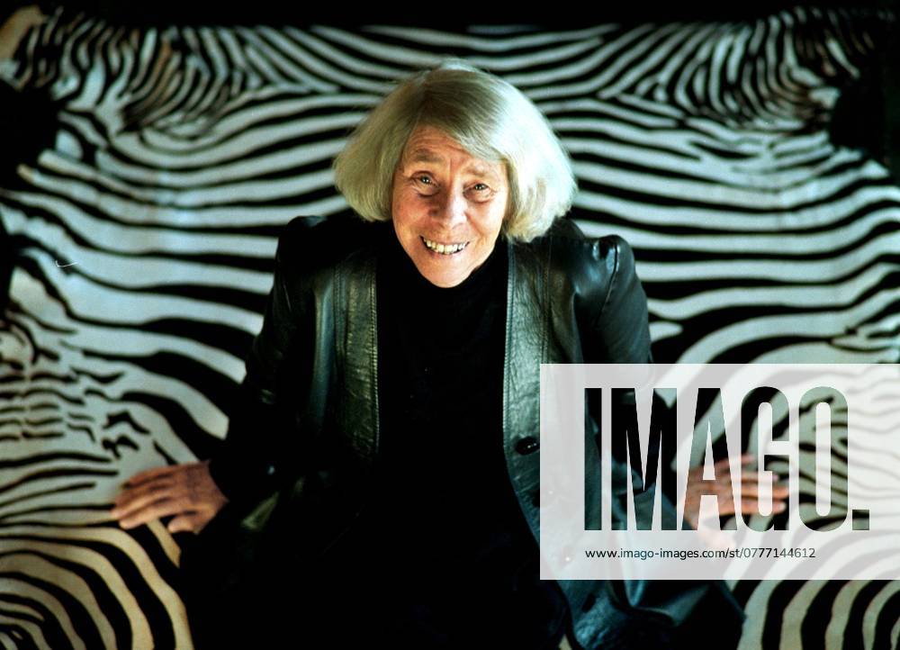 SCANPIX SWEDEN, 1991 10 11 The Finnish author Tove Jansson She is best known for her Moomintroll books Here at home, Helsinki, on a bed with zebra skins