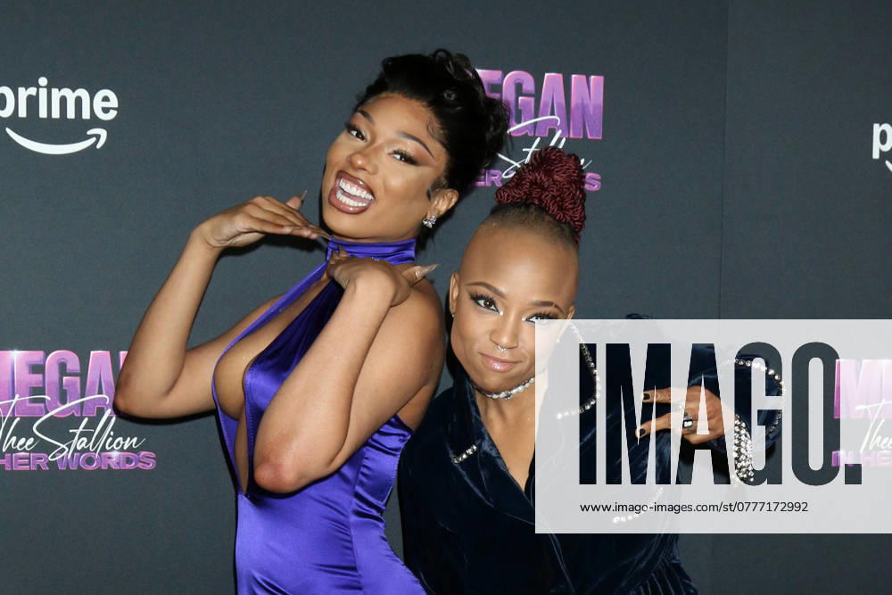 Entertainment Themen der Woche KW44 Bilder des Jahres 2024, Entertainment 10 Oktober USA - Megan Thee Stallion: In Her Words Premiere - Los Angeles LOS ANGELES - OCT 30: Megan Thee Stallion, Nneka Onuorah at the Megan Thee Stallion: In Her Words Premiere at the TCL Chinese Theater IMAX on October 30, 2024 in Los Angeles, CA Los Angeles CA USA