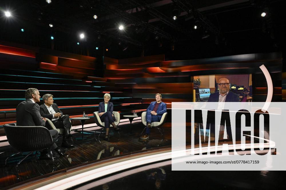 Talkrunde bei Markus Lanz , ZDF 11 24 her Markus Lanz, Robert Habeck, Antje Höning, Michael Bröcker und auf dem Monitor: Ulf Röller (v. li.) am 7. November 2024 in Markus Lanz , ZDF TV Fernsehen Talkshow Talk Show Schalte Liveschalte Liveschaltung zugeschaltet Bildschirm Deutschlan‹‹d deutsch deutsche deutscher Mann Frau Männer Frauen Politik Politiker Bündnis 90 Die Grünen Grüne Grüner Minister Bundesminister Wirtschaftsminister Vizekanzler Chefredakteur Table.Media Journalistin Wirtschaftsexpertin Wirtschaftsjournalistin Korrespondent Reporter Italien italienisch italienischer italienisch-deutscher Moderator Fotografie Fotograf Journalist Journalismus journalism journalist author writer host presenter german-italian p