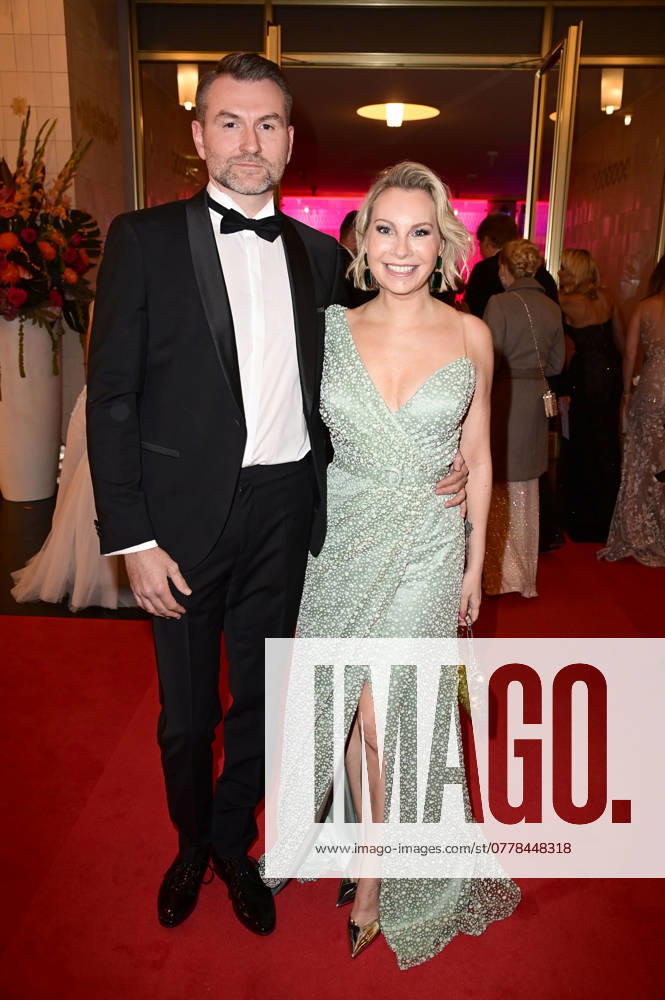Susanne Klehn with boyfriend Michael Heinz at the 29 Leipzig Opera Ball 2024 at the Leipzig Opera Leipzig, 08 11 2024 Foto:xF.xFuturexImagex opernball_4197