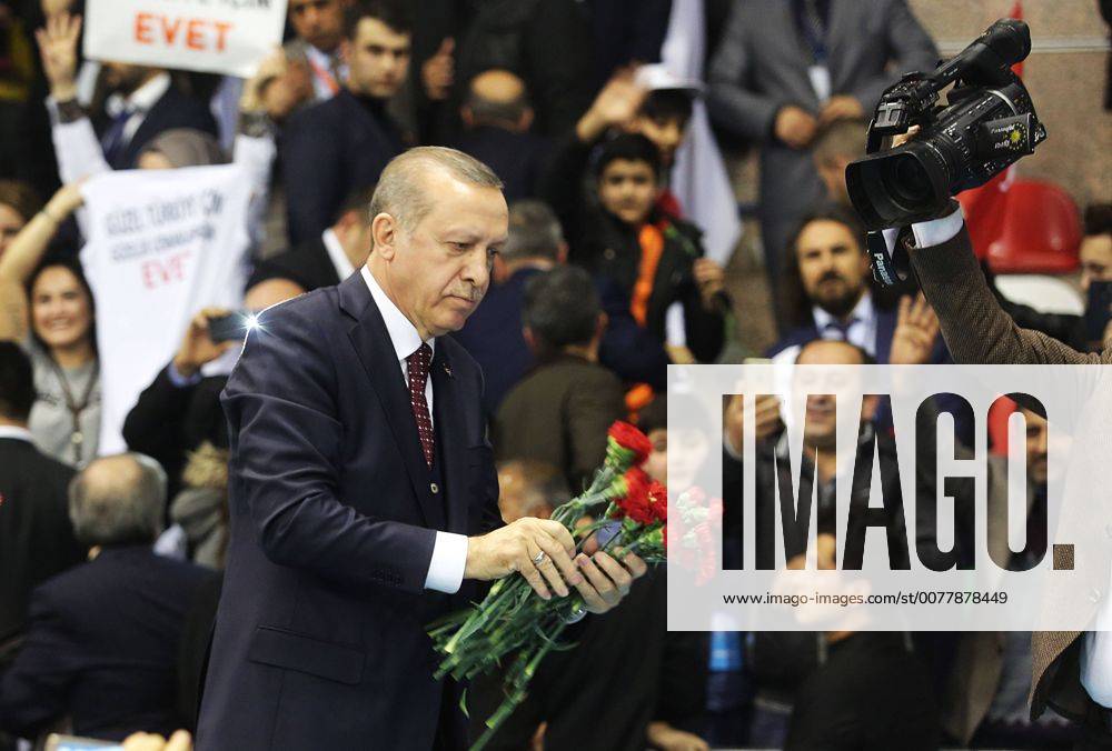 Turkish President Recep Tayyip Erdogan meets with the members of Chamber of Merchants and Craftsmen at Bagcilar city of Istanbul, 19th of March, 2017. 15651938