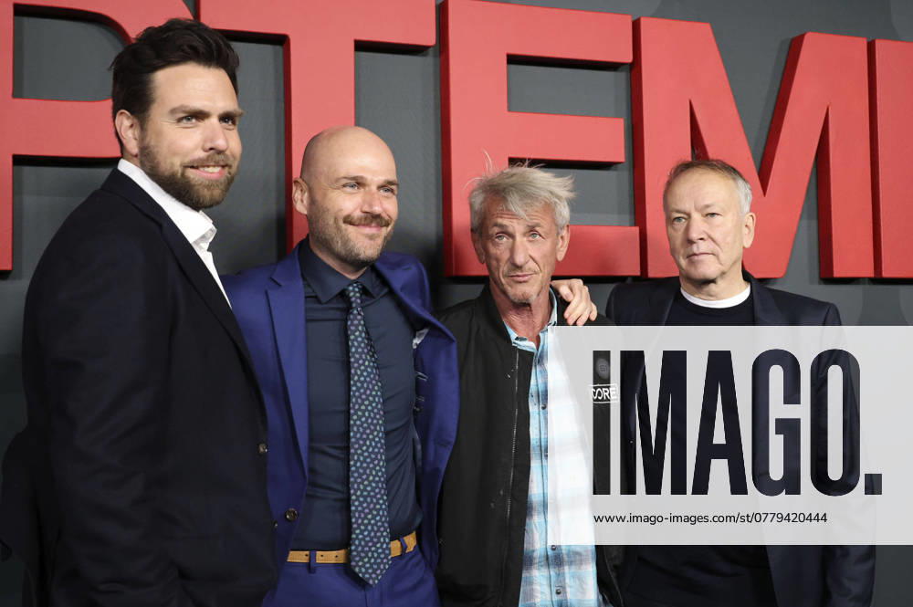 Philipp Trauer, John Ira Palmer, Sean Penn and Thomas Wöbke at the premiere of the movie September 5 at Paramount Pictures Studios Los Angeles, 14 11 2024 Foto:xJ.xFuturexImagex september_4133
