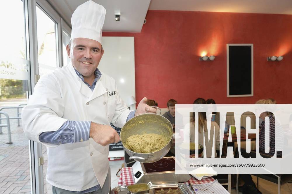 Moers Restaurant Culinario launches a series of workshops on making Dubai chocolate will lead the Dubai Chocolate Workshop in Moers Germany NRW Moers Copyright OleksandrxVoskresenskyi on Sunday