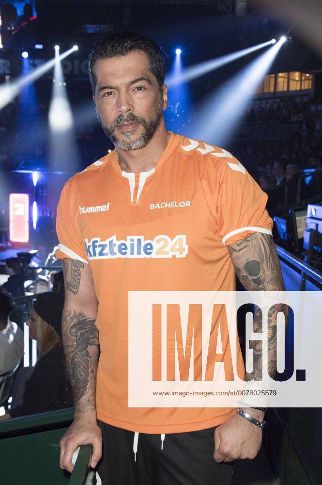 Aurelio Savina vom Team Bachelor in der TV Show Die große ProSieben Völkerball Meisterschaft 2017 im Gerry Weber Stadion. Halle Westfalen, 01.04.2017 Foto:xF.xFuturexImage