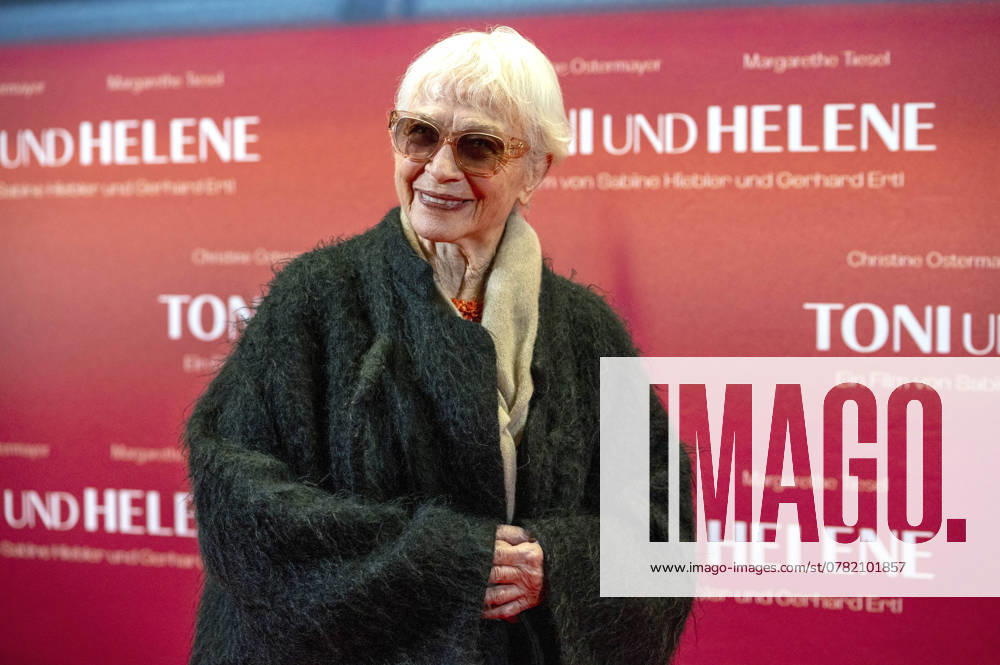 Christine Ostermayer at the premiere of the film Toni und Helene at the Sendlinger Tor movie theater in Munich, 26 11 2024 Foto:xN.xKolinzx xFuturexImagex helene_4120