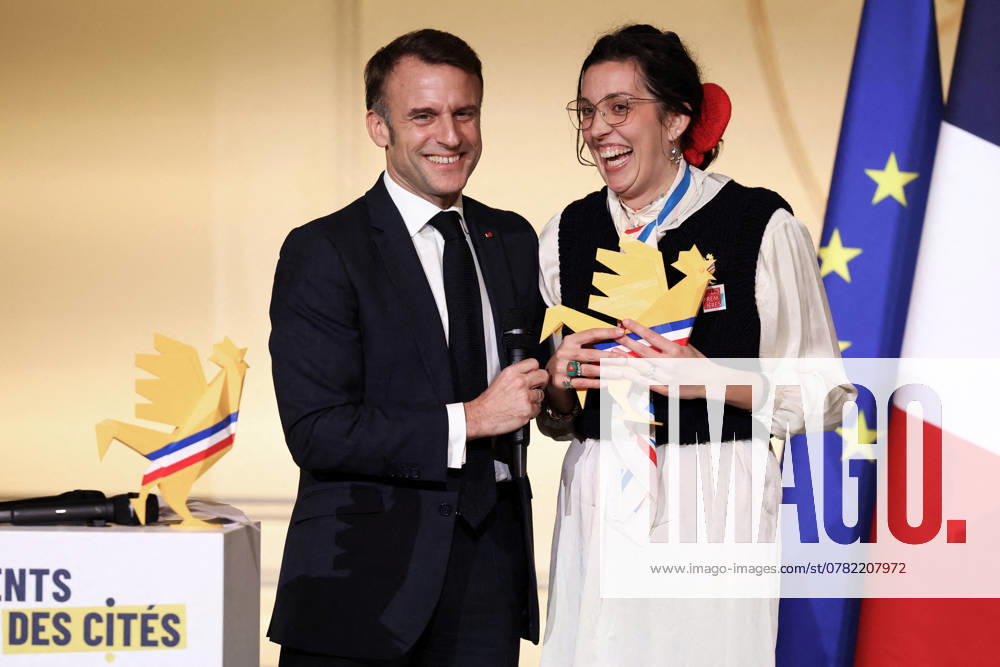 Macron Presides Over Young Talented Entrepreneur Award Ceremony - Paris President Emmanuel Macron hands over to Romane Petagna Romando, the coup de coeur award during the award ceremony for young talented entrepreneurs from immigration suburbs in France at the Elysee Palace in Paris, France on November 27, 2024. Photo by Stephane Lemouton Pool ABACAPRESS.COM Paris France