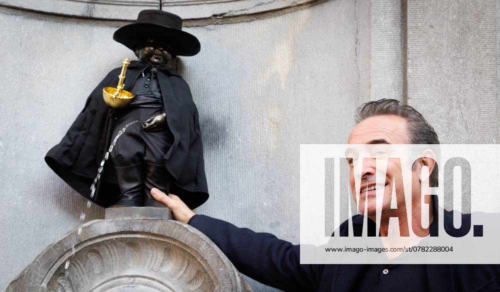 French actor Jean Dujardin pictured in front of Zorro Manneken Piss costume, after an award ceremony for the City of Brussels Medal of Recognition, in Brussels, Thursday 28 November 2024. A tribute to the iconic fictional character Zorro, created in 1919 and portrayed by Jean Dujardin in a new television series. BENOITxDOPPAGNE 106694021