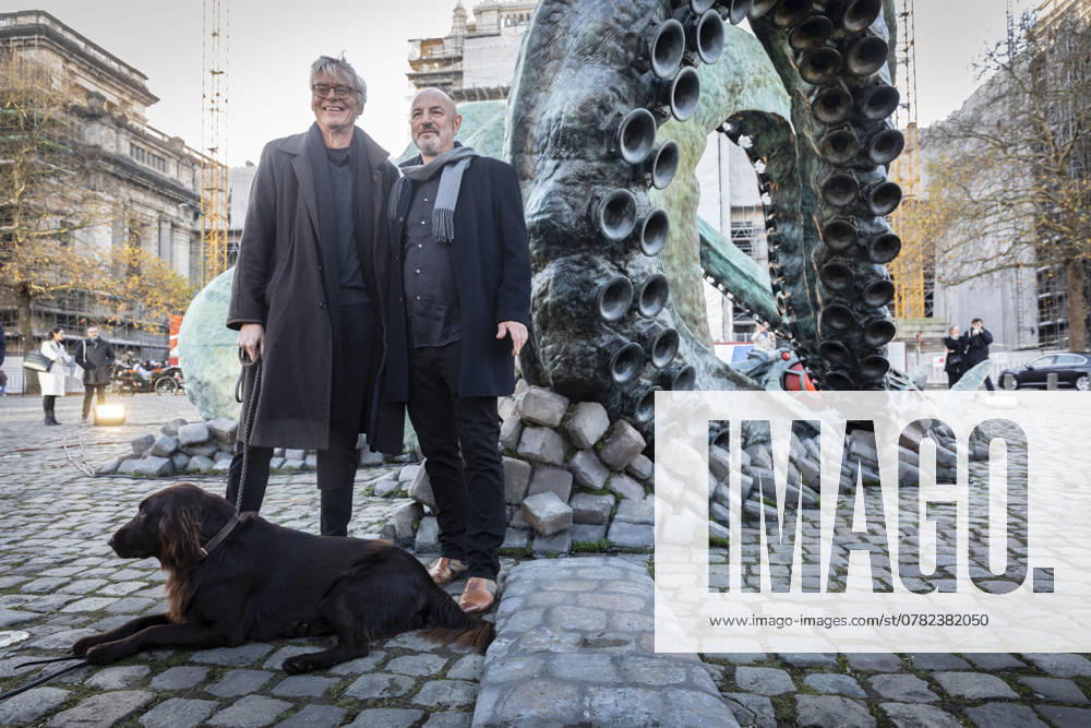 - Inauguration of Nauti-Octopus in Brussels. - 29 11 2024 - Belgium Brussels Brussels - Pierre Matter (sculptor Bald) and Francois Schuiten (designer Glasses) today inaugurated the Nauti-Octopus sculpture in the Belgian capital before it is permanently installed in the city of Amiens. NicolasxLandemardx Pictorium LePictorium_0300153