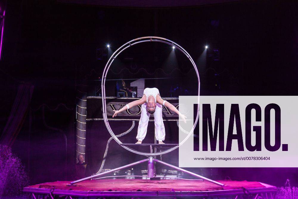 Premiere des Zirkus Voyage in Berlin Premiere des Zirkus Voyage in Berlin