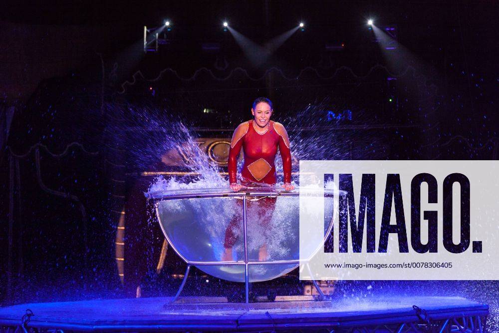Premiere des Zirkus Voyage in Berlin Premiere des Zirkus Voyage in Berlin