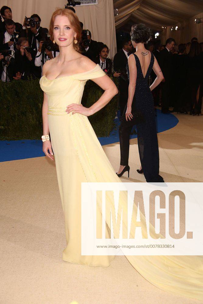 New York, New York, U.S. - JESSICA CHASTAIN attends the Metropolitan Museum Costume Institute Benefit celebrating the exhibition of Rei Kawakubo Comme des Garcons-Art of the In Between.Met Museum,NYC.May 1, 2017.Photos by , Photos Inc. New York U.S. - ZUMAms4_ 20170501_zaf_ms4_075