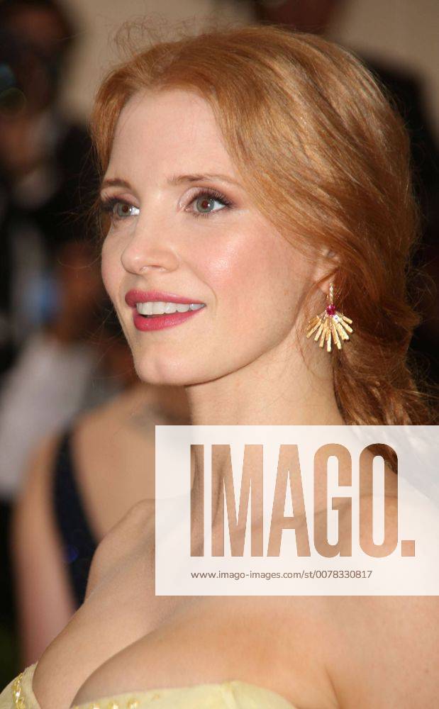 New York, New York, U.S. - JESSICA CHASTAIN attends the Metropolitan Museum Costume Institute Benefit celebrating the exhibition of Rei Kawakubo Comme des Garcons-Art of the In Between.Met Museum,NYC.May 1, 2017.Photos by , Photos Inc. New York U.S. - ZUMAms4_ 20170501_zaf_ms4_078