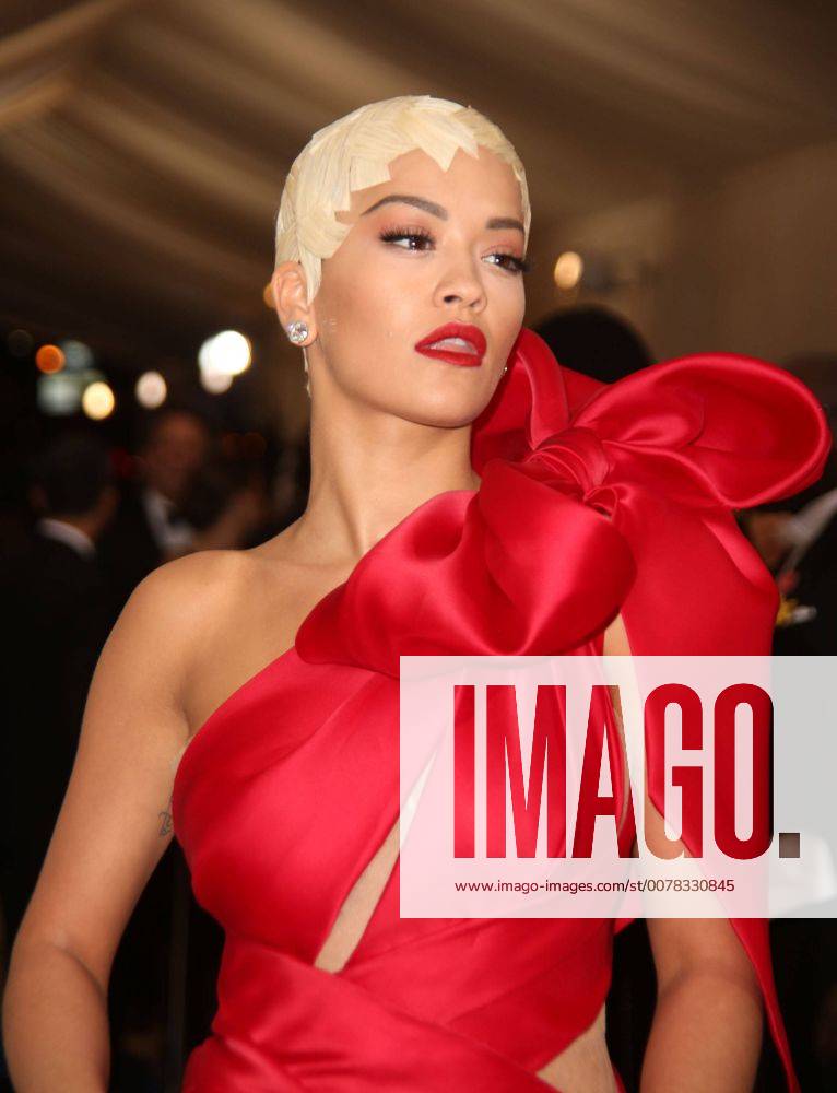 New York, New York, U.S. - RITA ORA attends the Metropolitan Museum Costume Institute Benefit celebrating the exhibition of Rei Kawakubo Comme des Garcons-Art of the In Between.Met Museum,NYC.May 1, 2017.Photos by , Photos Inc. New York U.S. - ZUMAms4_ 20170501_zaf_ms4_084