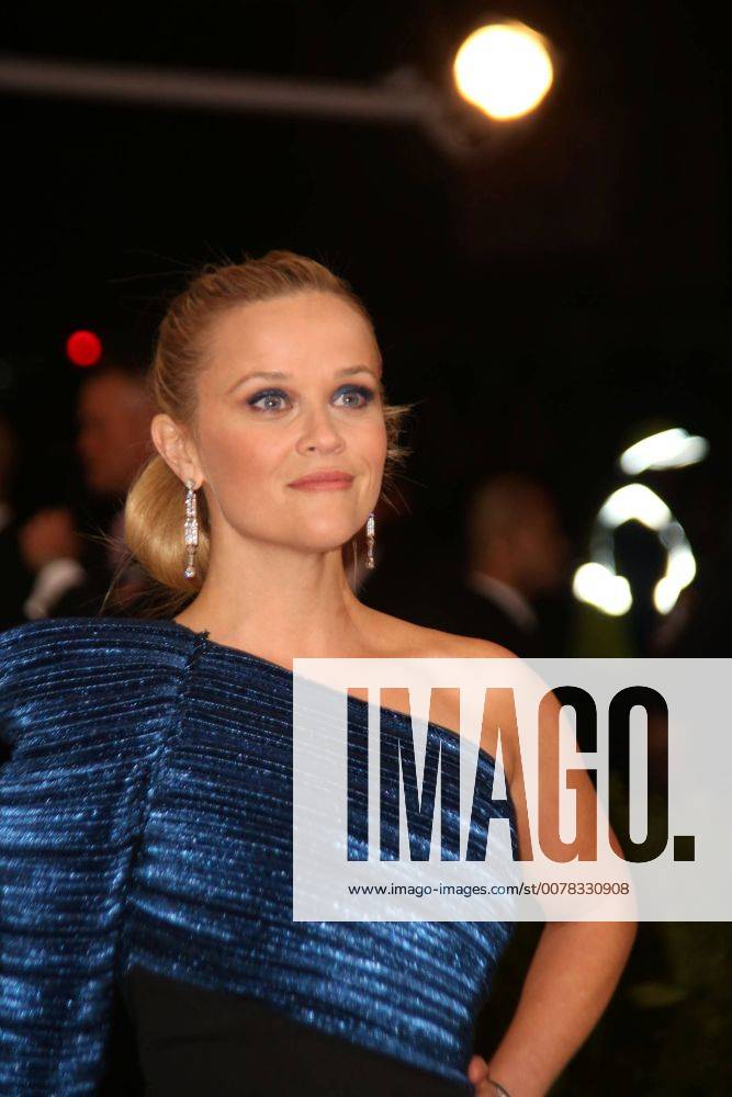 New York, New York, U.S. - REESE WITHERSPOON attends the Metropolitan Museum Costume Institute Benefit celebrating the exhibition of Rei Kawakubo Comme des Garcons-Art of the In Between.Met Museum,NYC.May 1, 2017.Photos by , Photos Inc. New York U.S. - ZUMAms4_ 20170501_zaf_ms4_101