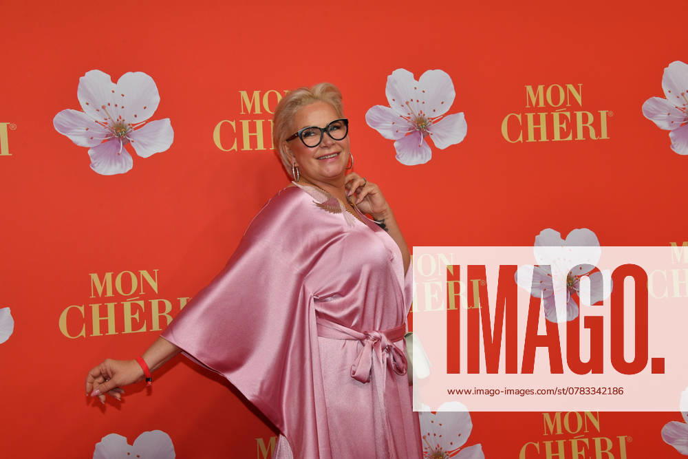 Claudia Effenberg Mon Cheri Barbara Day Charity Event Donation Gala Check Schloss Nymphenburg Munich 04 December 2024