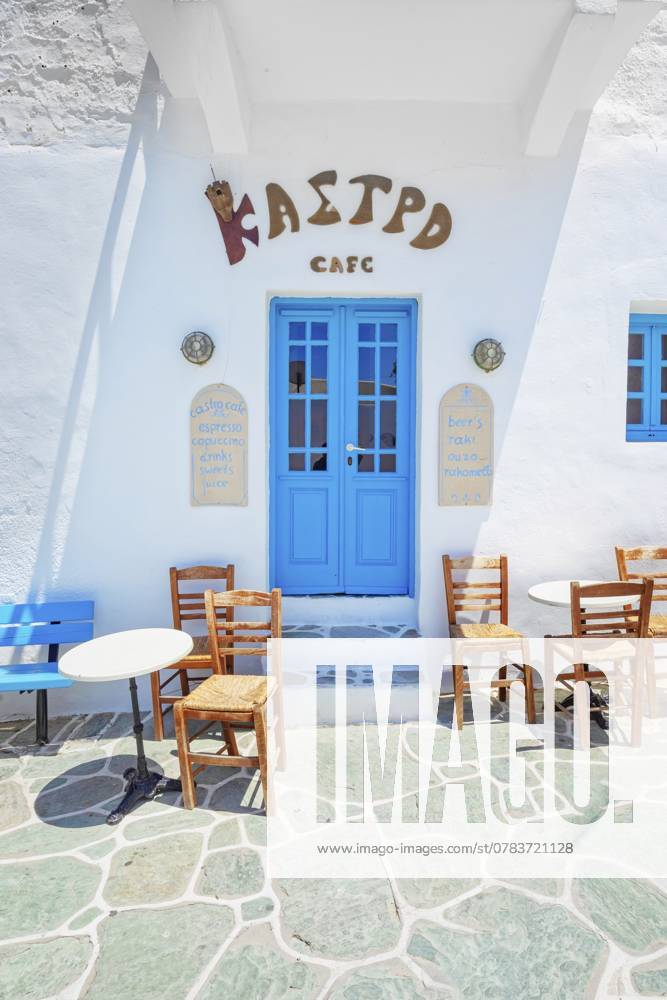 Straßencafé, Chora, Insel Folegandros, Kykladen, Griechenland, Europa Outdoor cafe, Chora, Folegandros Island, Cyclades Islands, Greece, Europe