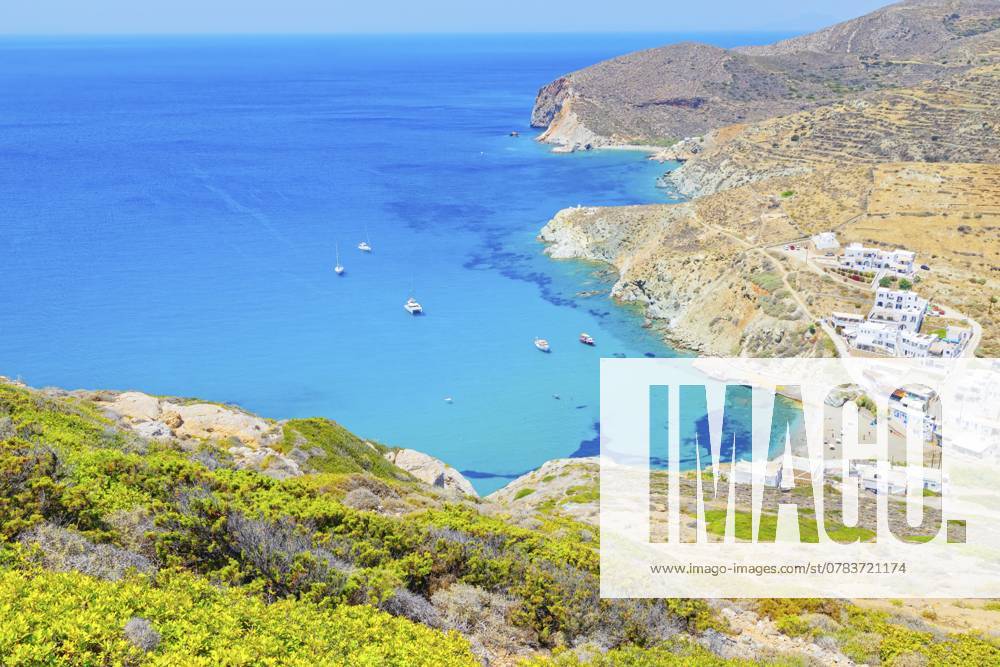 Bucht von Agali, Blick von oben, Agali, Insel Folegandros, Kykladen Inseln, Griechenland, Europa Agali bay, top view, Agali, Folegandros Island, Cyclades Islands, Greece, Europe