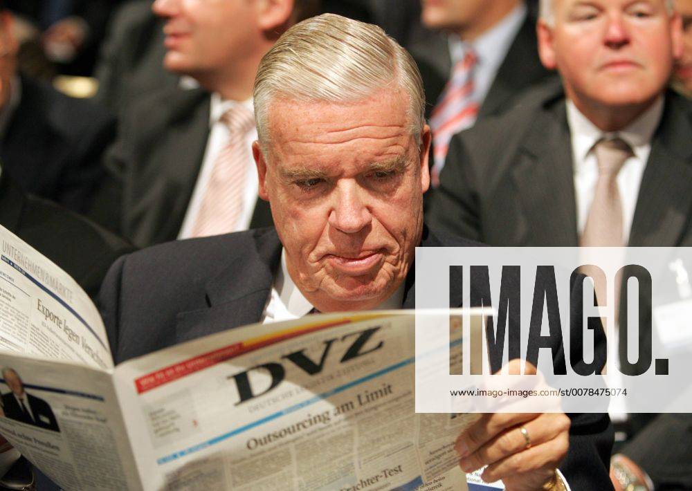 Klaus-Michael KUEHNE , Praesident des Verwaltungsrats und Mehrheitsaktionaer der Kuehne & Nagel International AG . Berlin , 19.10.2005 , Berlin Deutschland