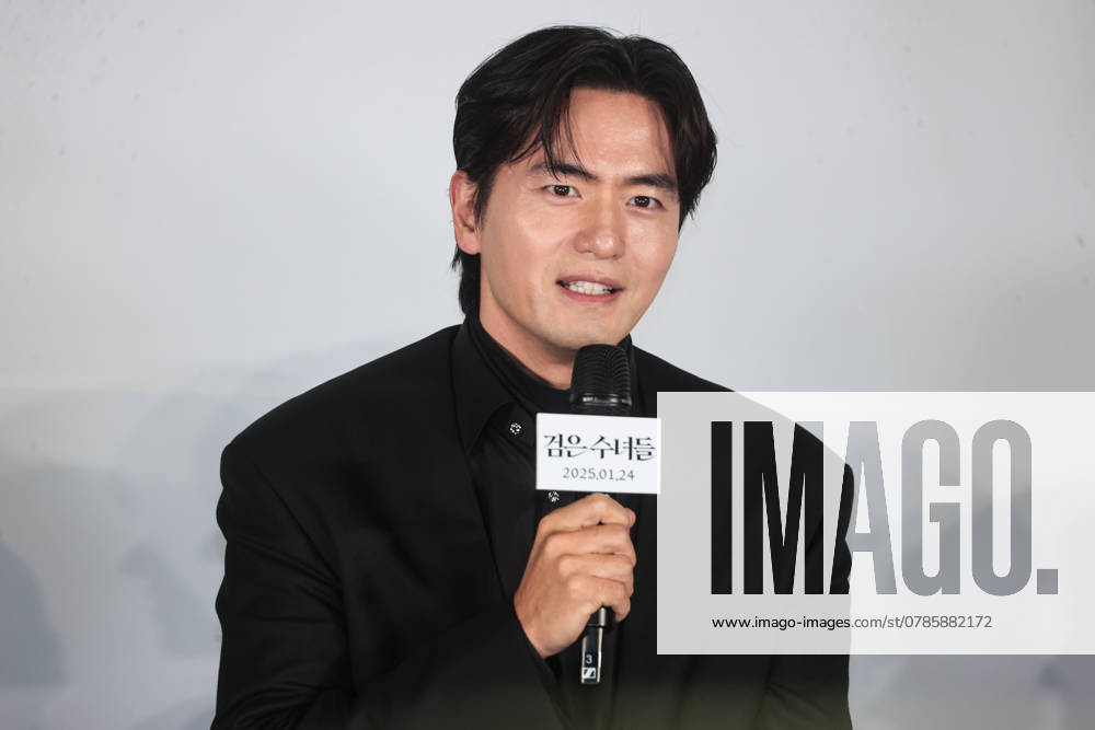 S. Korean actor Lee Jin-wook S. Korean actor Lee Jin-wook South Korean actor Lee Jin-wook, who stars in the new movie The Priests 2: Dark Nuns, greets during a publicity event in Seoul on Dec. 16, 2024, to promote the movie, set to hit local screens in South Korea on Jan. 24. (Yonhap) 2024-12-16 18:23:41 < 1980-2024 YONHAPNEWS AGENCY. .> ¼­¿ïÆ¯º°½Ã