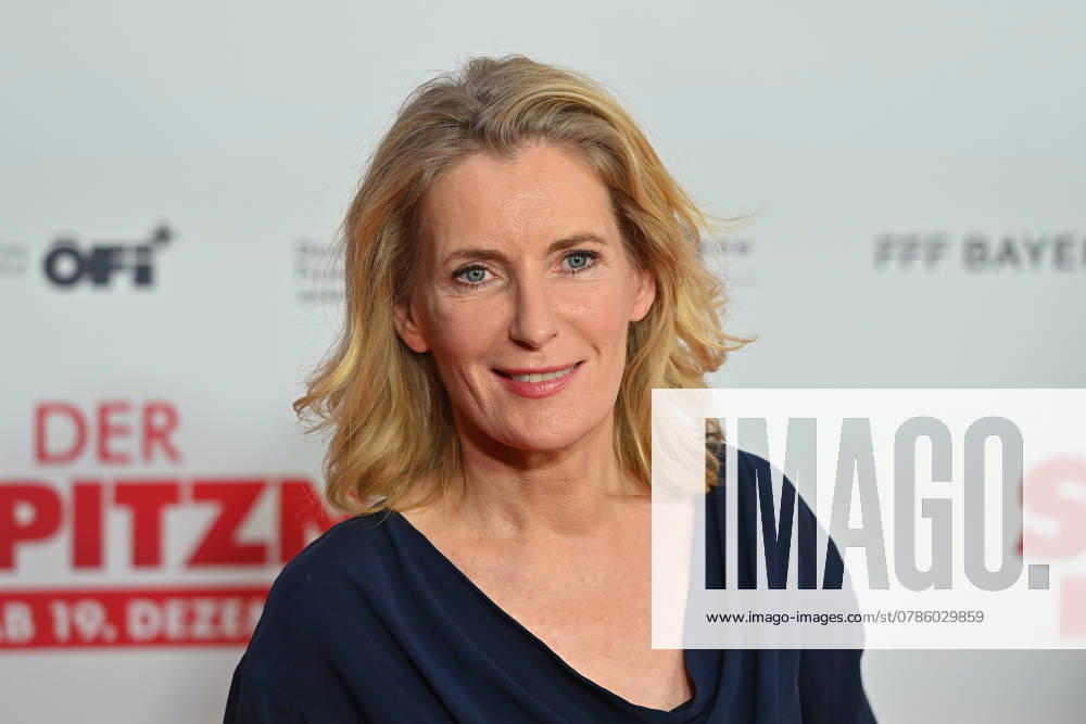 Maria FURTWAENGLER actress , single picture,cropped single motif,portrait,portrait,portrait movie premiere DER SPITZNAME on 16 12 2024 at the Mathaeser cinema in Munich
