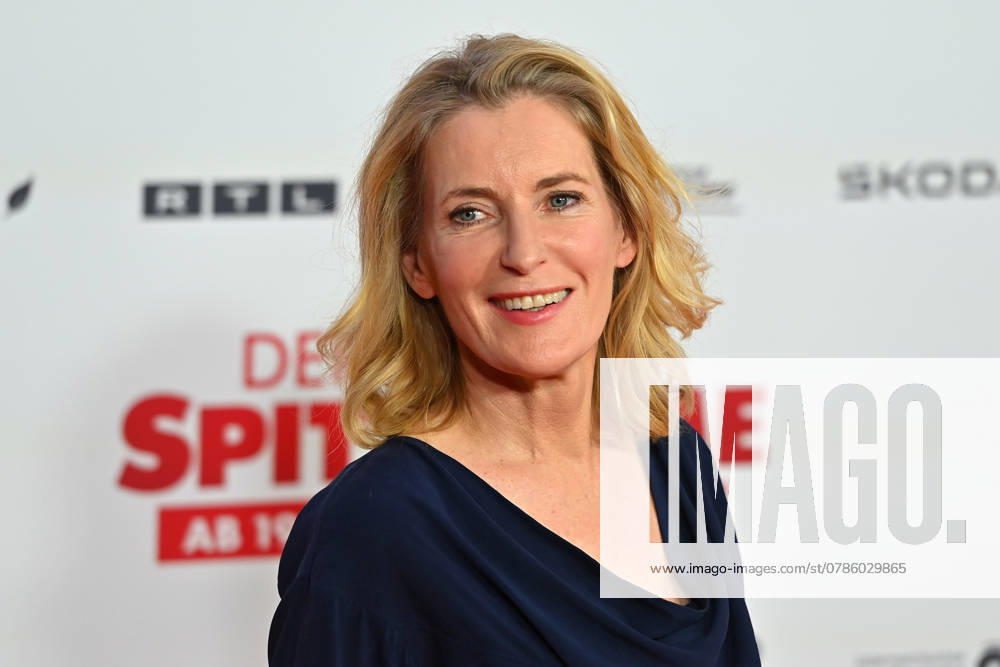 Maria FURTWAENGLER actress , single picture,cropped single motif,portrait,portrait,portrait movie premiere DER SPITZNAME on 16 12 2024 at the Mathaeser cinema in Munich