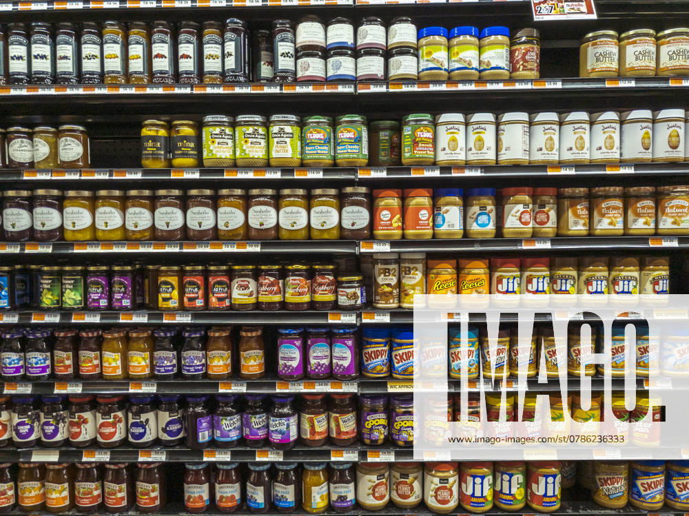Shopping in New York An assortment of jams and peanut butters in a supermarket in New York on Sunday, December 15, 2024. ( RichardxB.xLevine