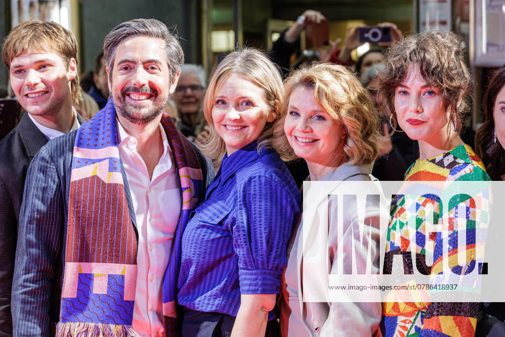Essen Cinema Premiere at the Essen Lichtburg FESTE FREUNDE - EIN HOCH AUF UNS Here Henning Flüsloh, David Dietl, Laura Tonke, Annette Frier and Katia Fellin Essen Lichtburg Cinema North Rhine-Westphalia Germany