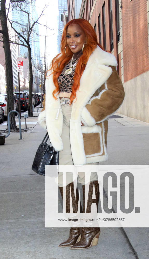Entertainment Themen der Woche KW51 Bilder des Jahres 2024, Entertainment 12 Dezember Mary J Blige appearing on Drew Barrymore Show Featuring: Mary J Blige Where: New York, United States When: 17 Dec 2024 Credit: Roger Wong INSTARimages . NOT FOR USE BY NEWSPAPERS BASED IN THE UK.