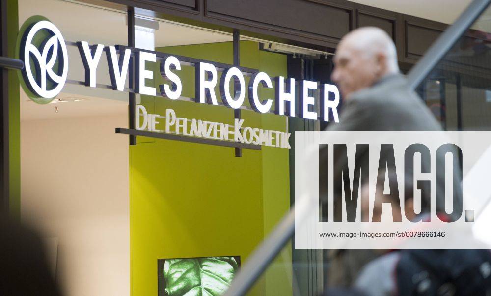 , Ein Laden von Yves Rocher in Europas groesstem Einkaufszentrum Mall of Berlin am Eroeffnungstag Berlin, 25.09.2014. Berlin Deutschland