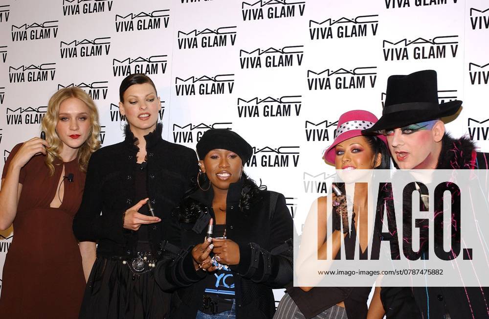 KRT ENTERTAINMENT STAND ALONE PHOTO SLUGGED: MAC KRT PHOTOGRAPH BY NICOLAS KHAYAT ABACA PRESS (February 11) NEW YORK, NY-- Chloe Sevigny, Linda Evangelista, Missy Elliott, Christina Aguilera and Boy George attend the press conference held at the Gotham Hall to announce that the MAC AIDS Fund has named her their latest spokeperson for the new Viva Glam V lipstick and lipglass, in New York, Wednesday, February 11, 2004. (lde) 2004 NEW YORK CITY NY USA