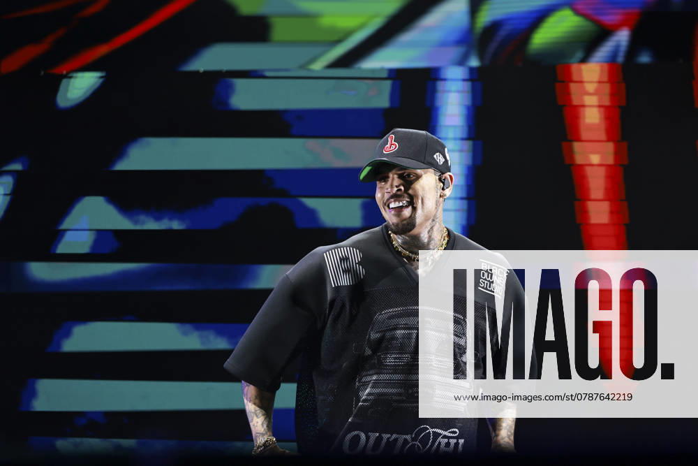 Bilder des Jahres 2024, Entertainment 12 Dezember Chris brown show in sao paulo. Sao paulo(sp), 12 21 2024- show entertainment public sp - show by singer chris brown, held at allianz parque, on the night of this saturday, december 21, 2024. (Foto: Leco Viana Thenews2 imago images) Chris brown show in sao paulo.