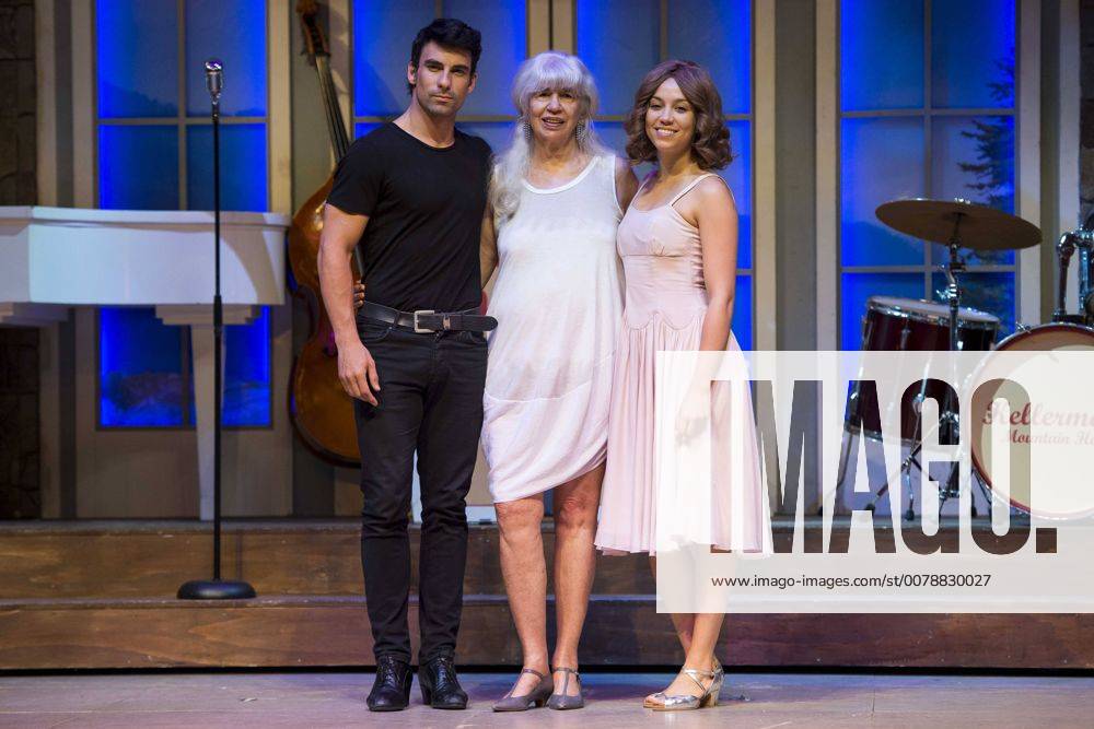 The creator of the script of the movie and the musical, Eleanor Bergstein (C) pose to the media with Christian Sanchez (L) and Amanda Digon (R), during its 30th anniversary at Teatro Nuevo Apolo in Madrid, May 29, 2017. Spain. (20170529001)