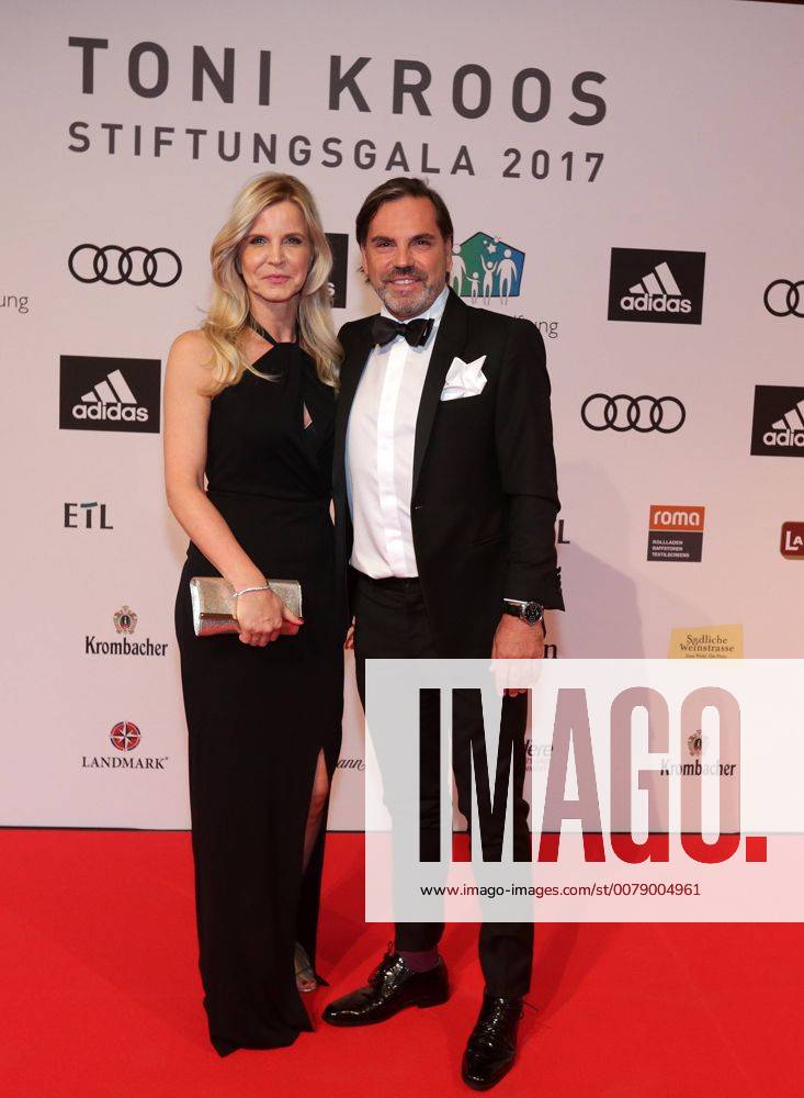 Sport Toni Kroos Stiftung Gala im Paladium Köln Volker Struth mit Melanie Roth 09.06.2017