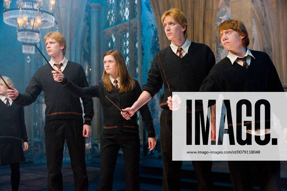 Warner Brothers Pictures Presents Harry Potter and the Order of the Phoenix James Phelps, Bonnie Wright, Rupert Grint, Oliver Phelps © 2007 Warner Bros. Entertainment Inc. - Harry Potter Publishing Rights © J. K. R.