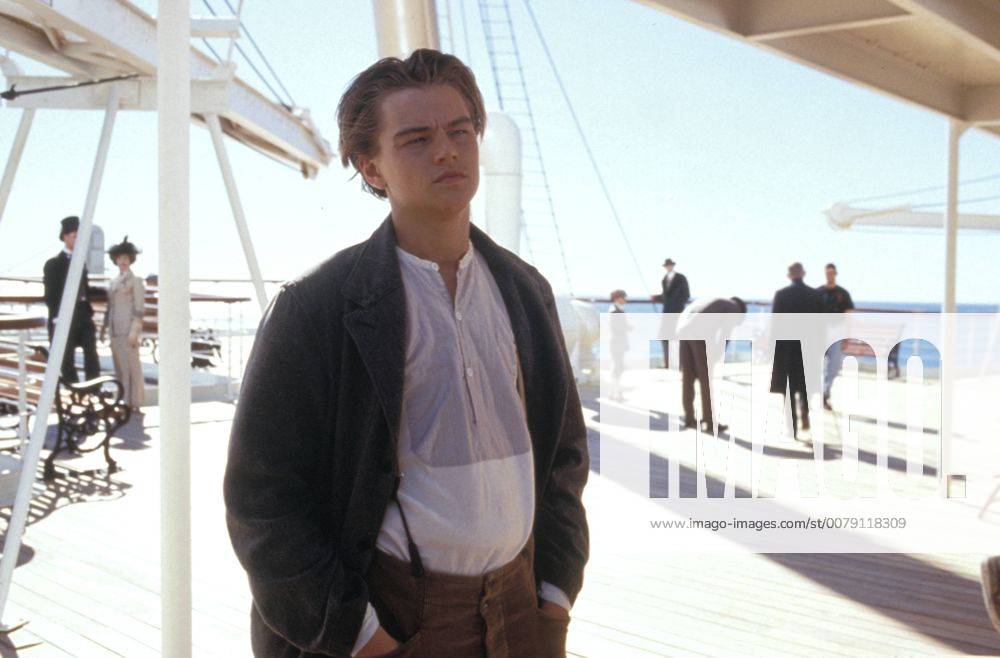 Twentieth Century Fox Presents Titanic Leonardo DiCaprio © 1997 20th Century Fox 30300_001