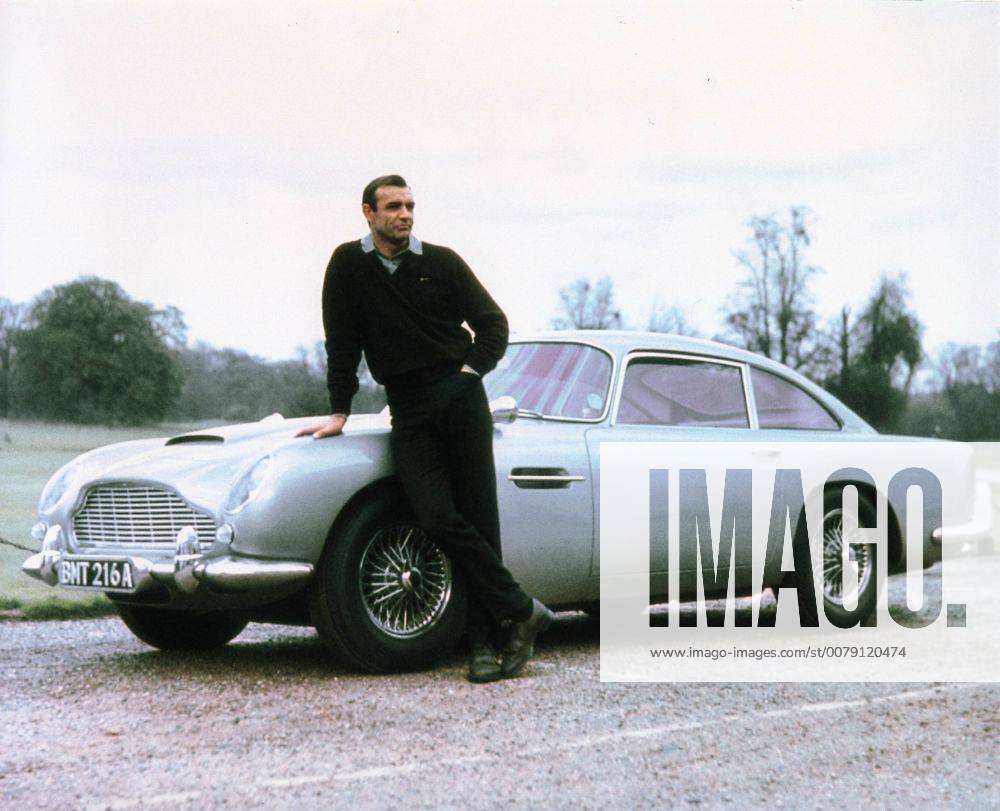 Sean Connery with Aston Martin DB5 Goldfinger 1964 United Artists