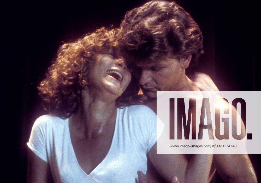 Patrick Swayze and Jennifer Grey Dirty Dancing 1987 30585_002