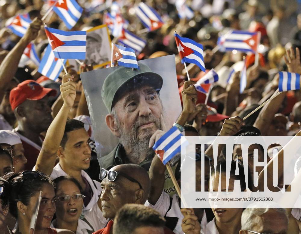 Fidel Castro returns to the city where his revolution began Cubans wait for the arrival of Fidel Castro s ashes at the Antonio Maceo Plaza Revolucion, in Santiago de Cuba on Saturday, Dec. 3, 2016. (Al Diaz Miami Herald TNS) Santiago de Cuba CUB